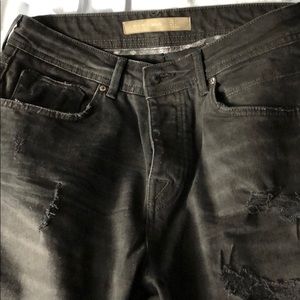 Zara mens blck ripped repair mens jean